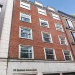 Mayfair Mews Apartment- 2 Bed 3