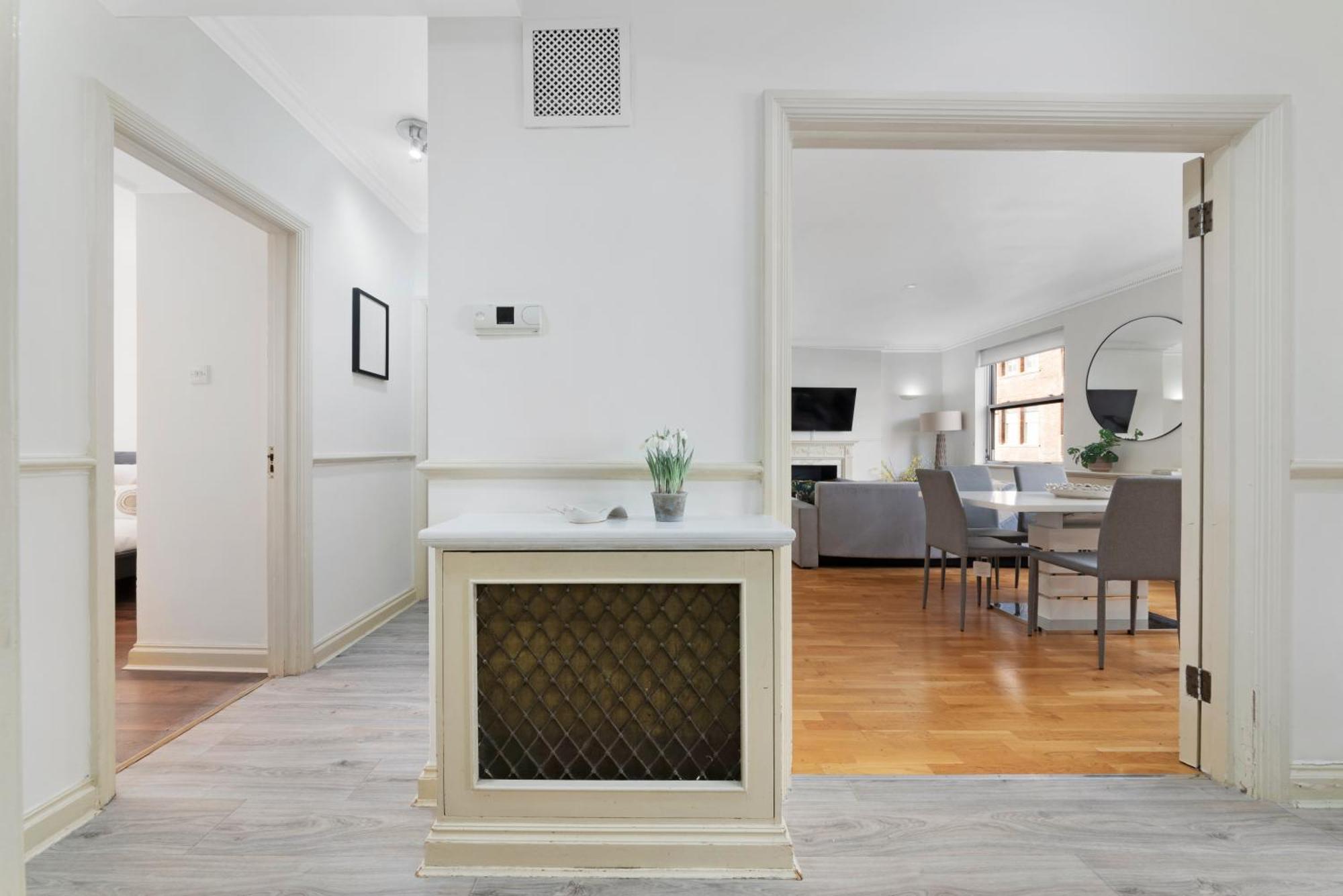 Mayfair Mews Apartment- 2 Bed 3 Apartment *